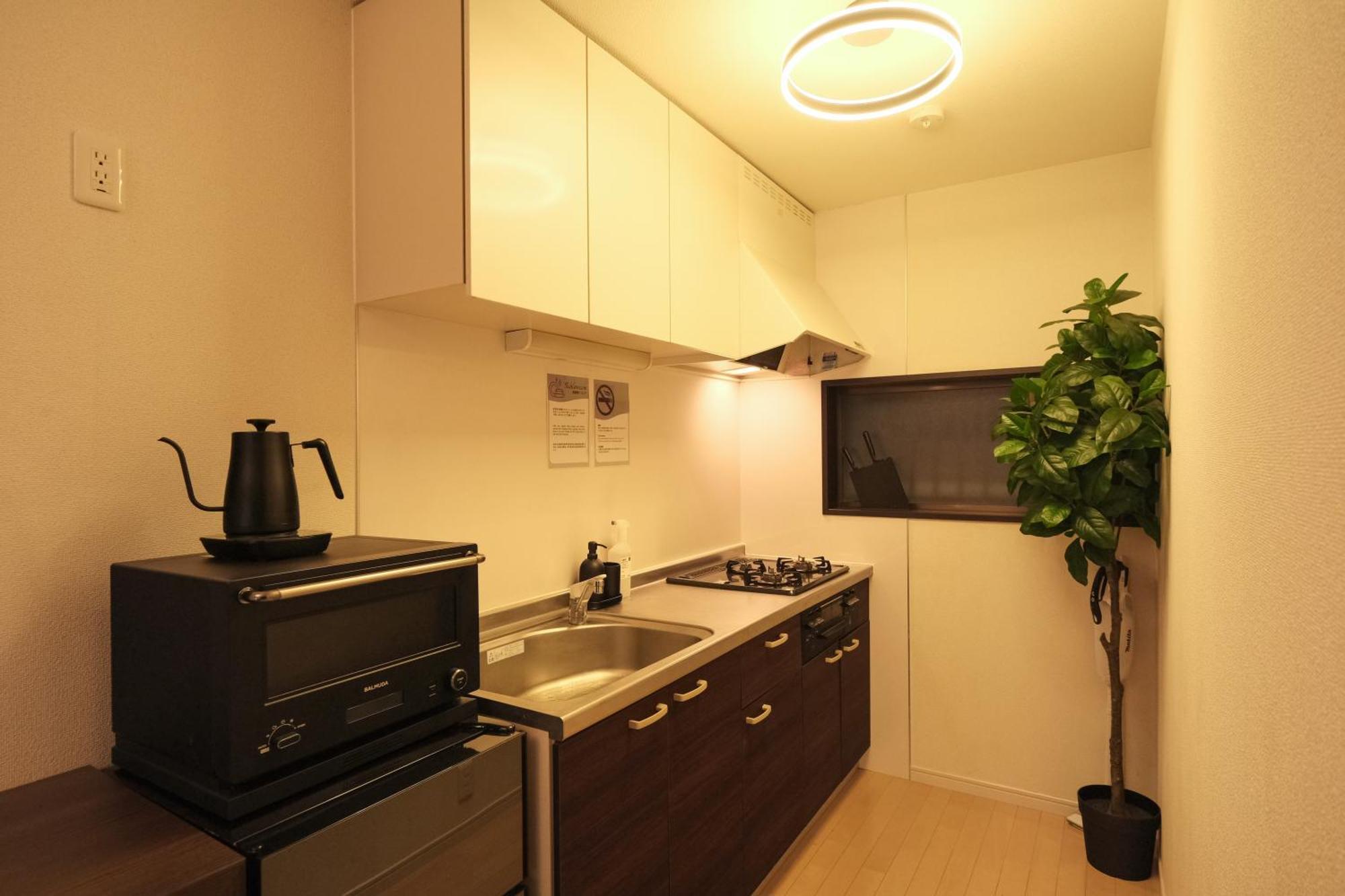 Modern Nakano Apartment Tokyo Exterior photo